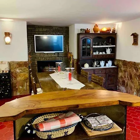 Chalet Con Piscina Privada • La Casita Del Tera Micereces de Tera